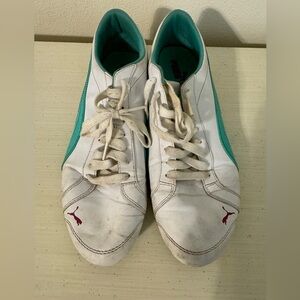 Puma shoe size 11W mint green